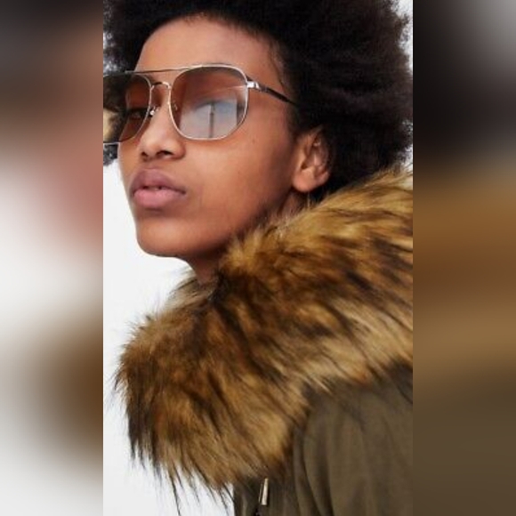 NWOT 🏷*** ZARA Khaki Faux Fur Hooded Short Parka - Picture 5 of 9